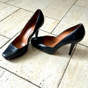 Hugo Boss hight heels Black platform 37 or 7 women